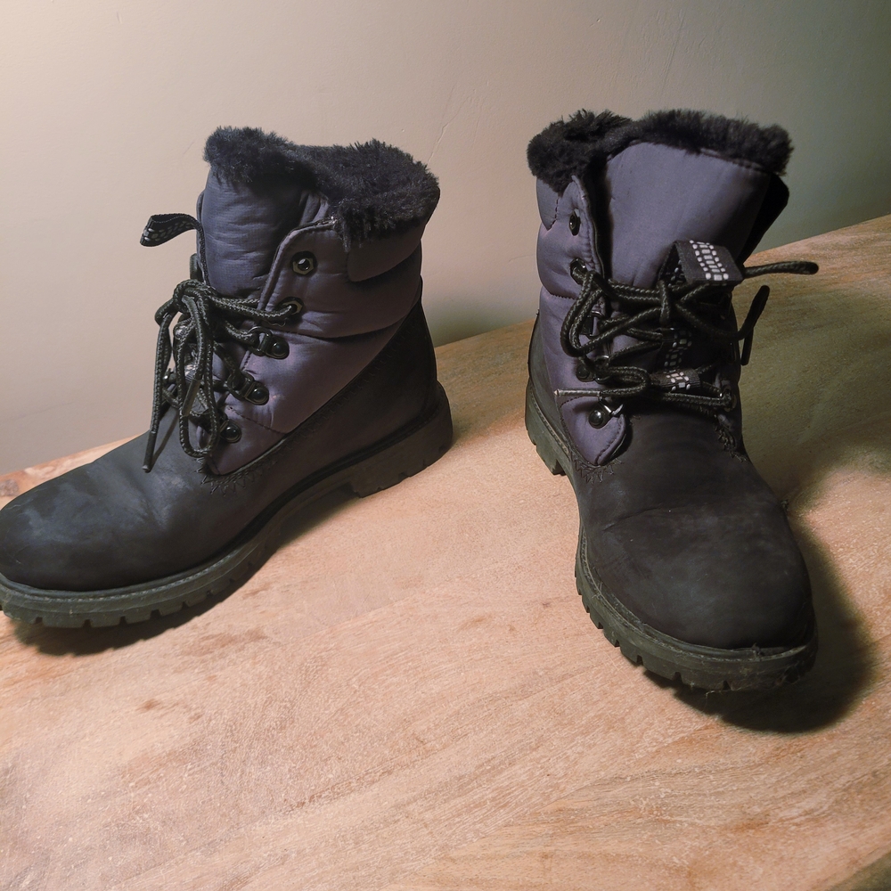 Timberland Women's Black Winter Boots